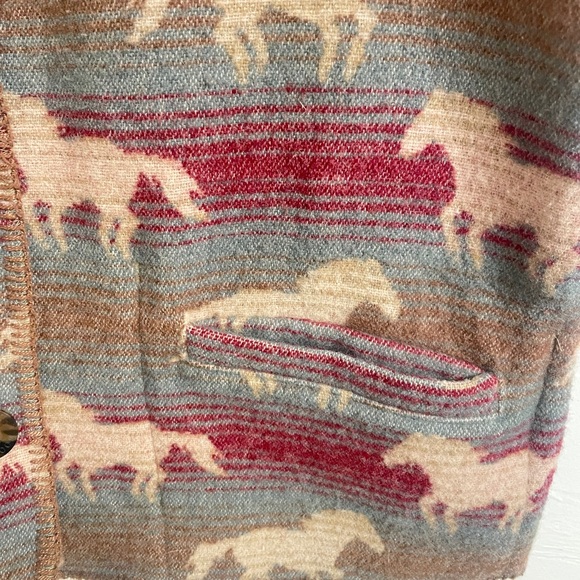 Woolrich Reversible Woven Horse Vest - Picture 3 of 10